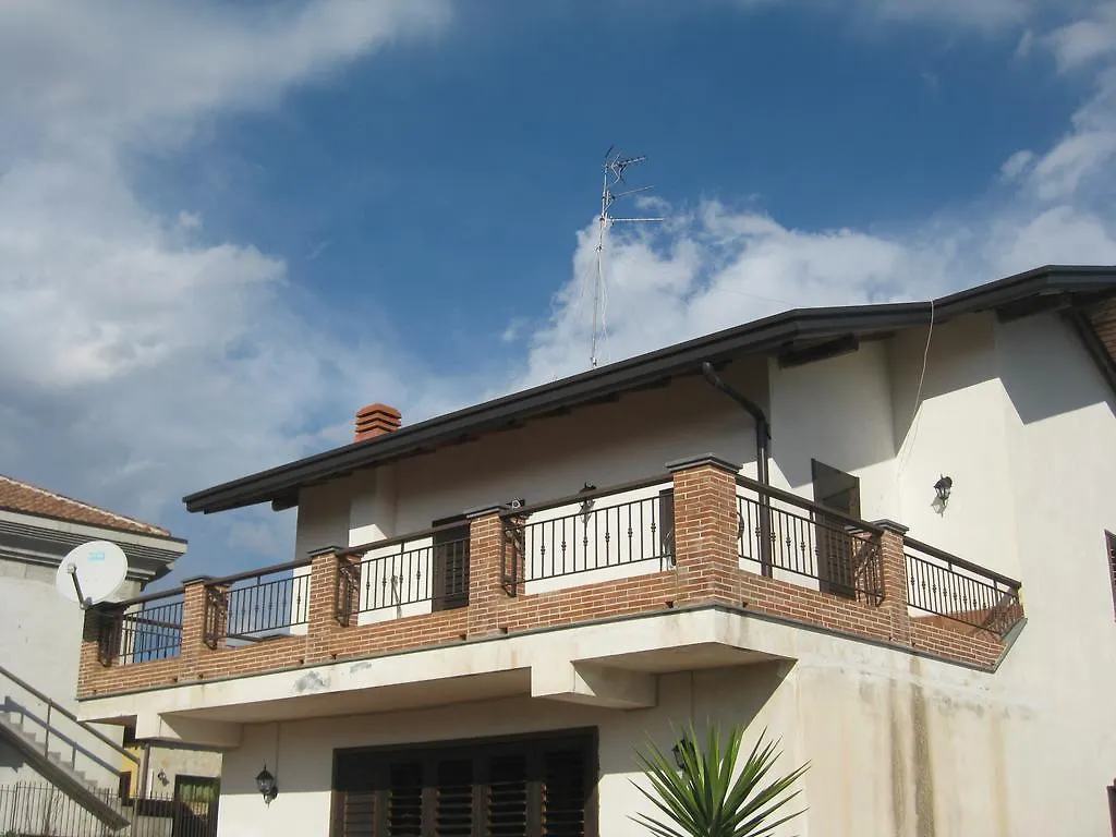 Villa Nina Trecastagni 0*,  Italien